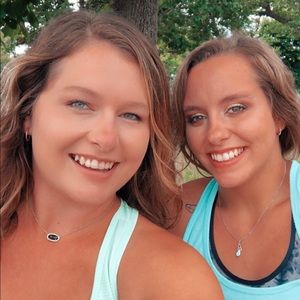 Meet your Posher, Courtney